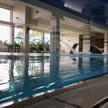 Hotel Victoria Bolszewo Esterno foto