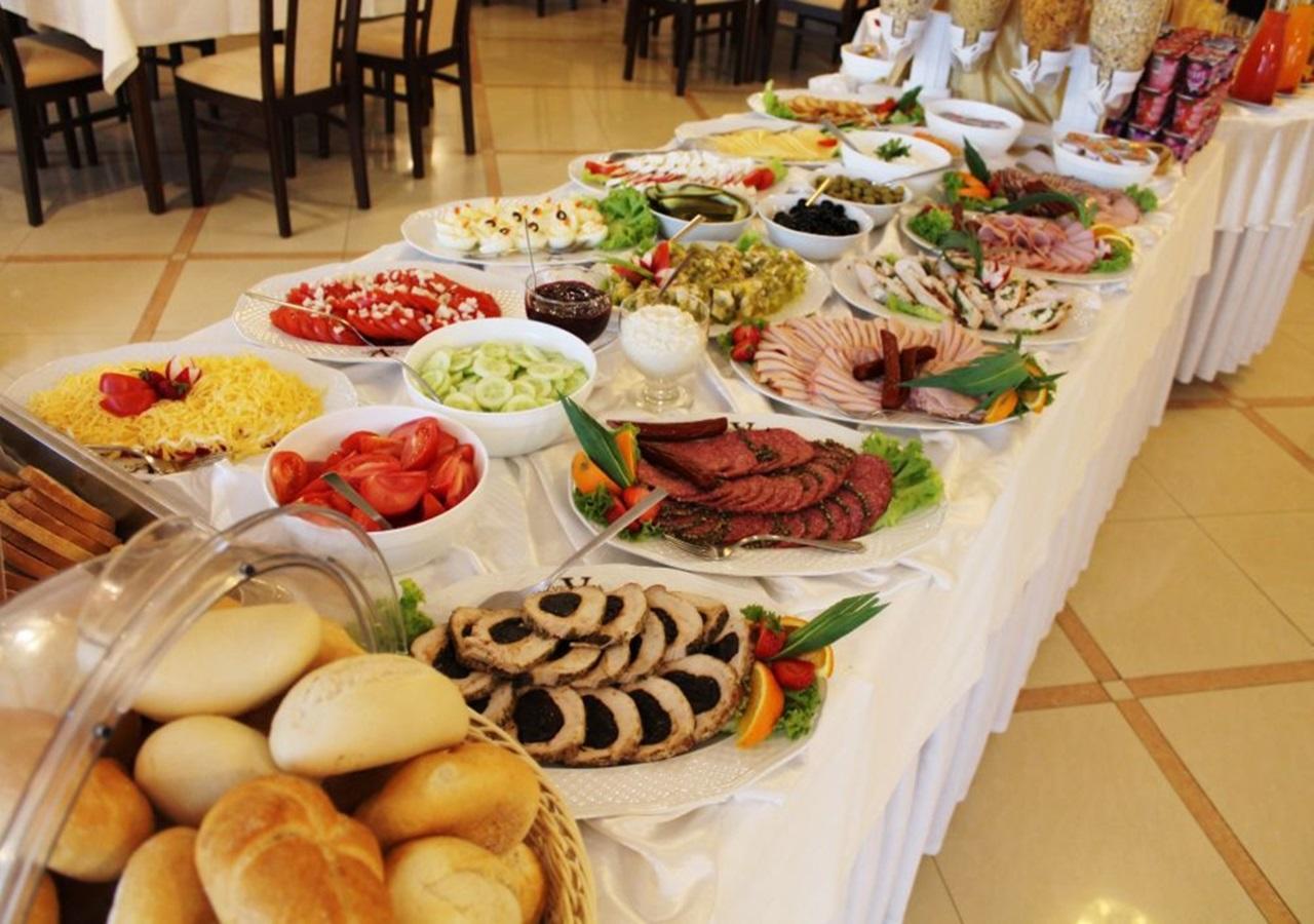 Hotel Victoria Bolszewo Esterno foto