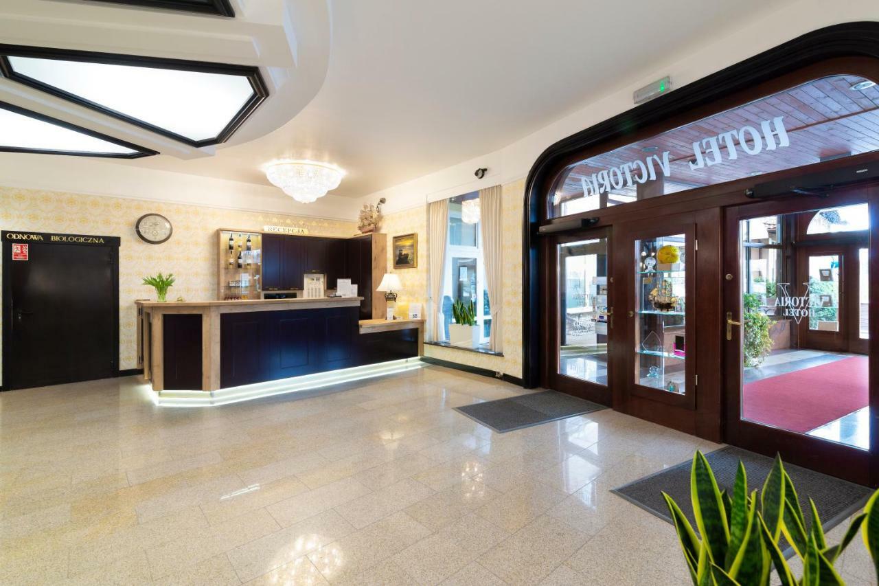 Hotel Victoria Bolszewo Esterno foto